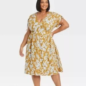 NWT Ava & Viv Womens Plus Size 2X Short Sleeve Dress Floral Pockets Cottagecore